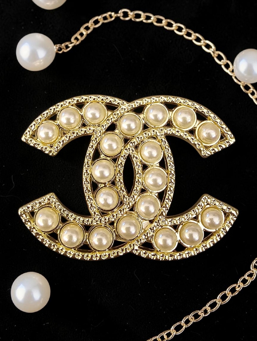 Gold Pearl Brooch